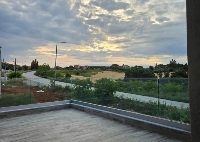 Marivar Living Apartament Néa Fókaia